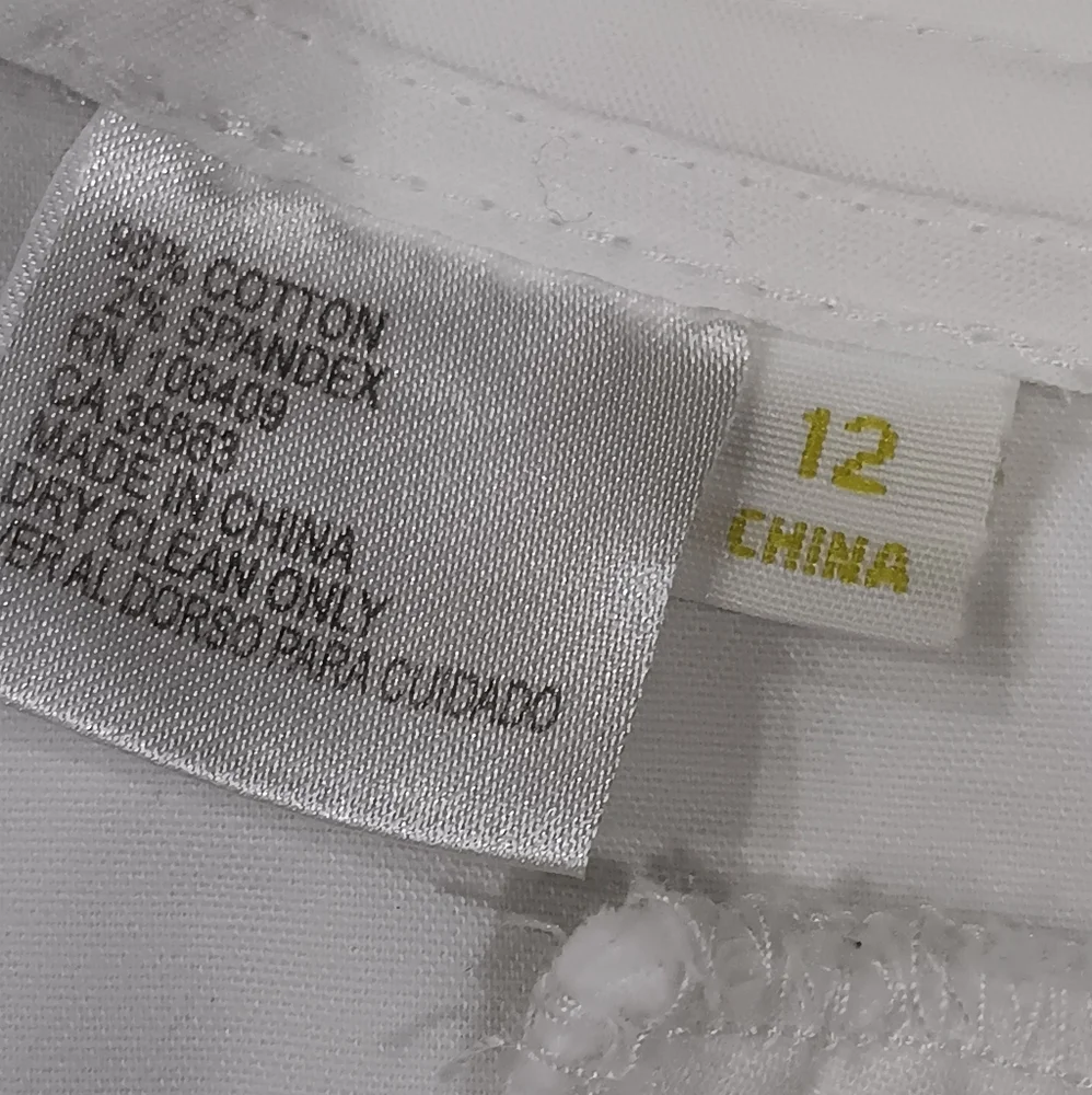 Gianni Bini Modern Fit Shorts Women’s White Mid Rise Casual Sz 12 Cotton Stretch - Picture 8 of 11